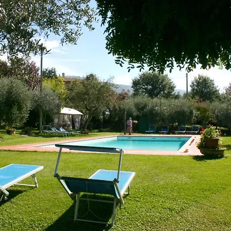 Appartement Scanizza Sleeps 6 Pool Wifi T490374 Cortona