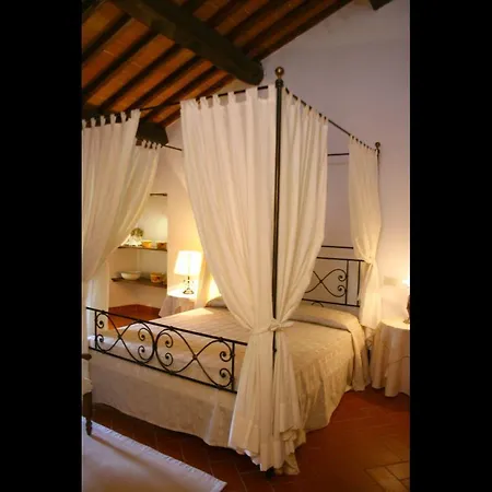 Appartement Scanizza Sleeps 6 Pool Wifi T490374